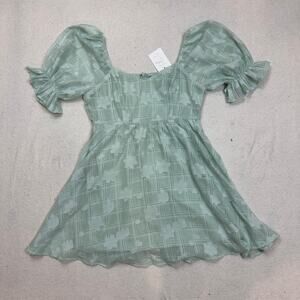 A. Calin By Flying Tomato Puff Sleeve Floral Mini Dress Womens M Sage Green -NWT